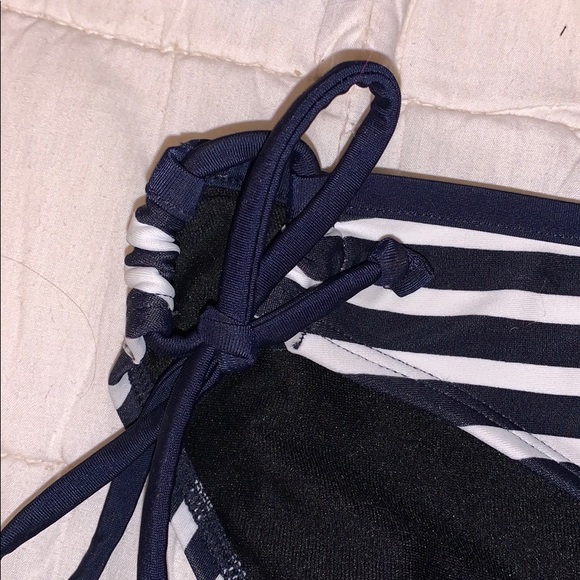 🎖striped bikini bottoms 3FOR$35 - Picture 2 of 3